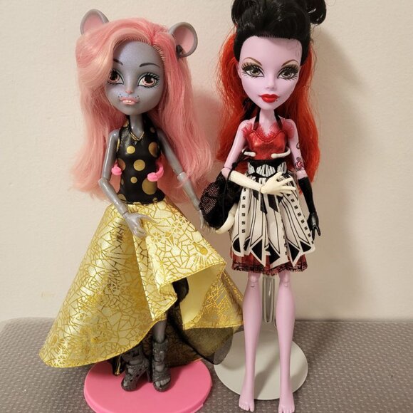 Lot of 2 Dolls Monster high - Picture 1 of 6
